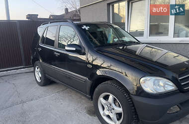 Внедорожник / Кроссовер Mercedes-Benz M-Class 2002 в Обухове