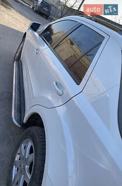 Внедорожник / Кроссовер Mercedes-Benz M-Class 2011 в 