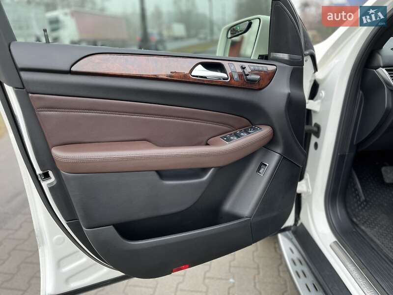 Внедорожник / Кроссовер Mercedes-Benz M-Class 2014 в Ковеле