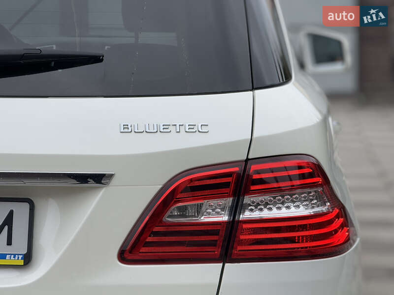 Внедорожник / Кроссовер Mercedes-Benz M-Class 2012 в Летичеве