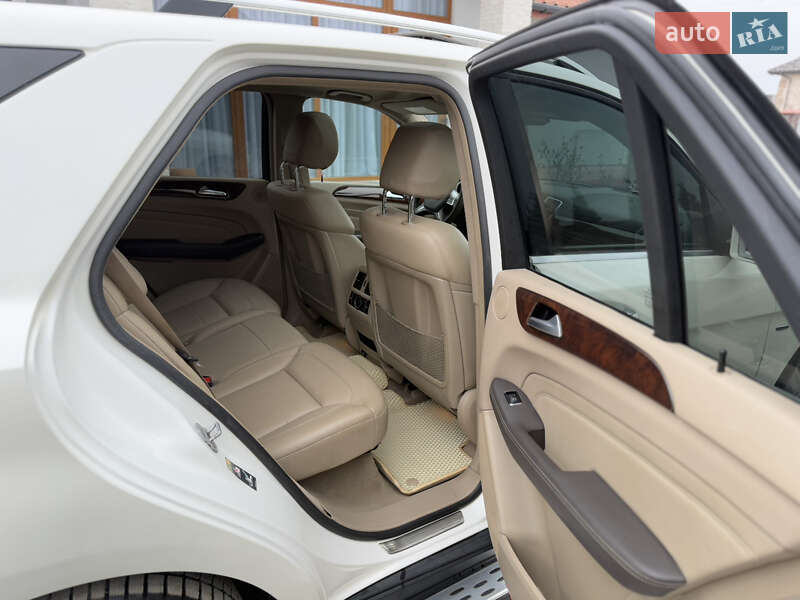 Внедорожник / Кроссовер Mercedes-Benz M-Class 2012 в Летичеве