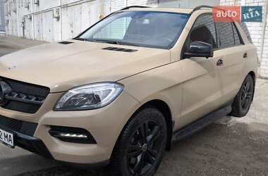 Позашляховик / Кросовер Mercedes-Benz M-Class 2013 в Києві