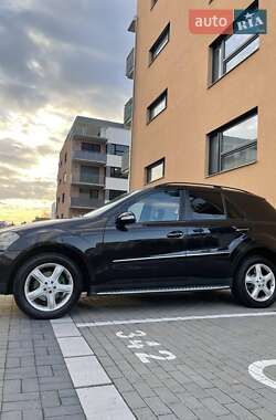 Внедорожник / Кроссовер Mercedes-Benz M-Class 2007 в Ужгороде