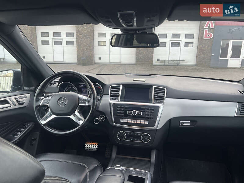 Позашляховик / Кросовер Mercedes-Benz M-Class 2013 в Луцьку
