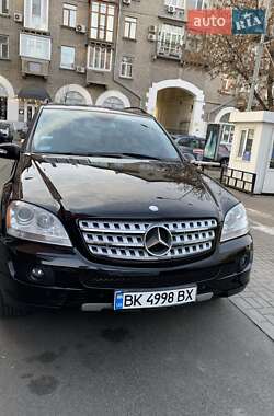 Внедорожник / Кроссовер Mercedes-Benz M-Class 2008 в 