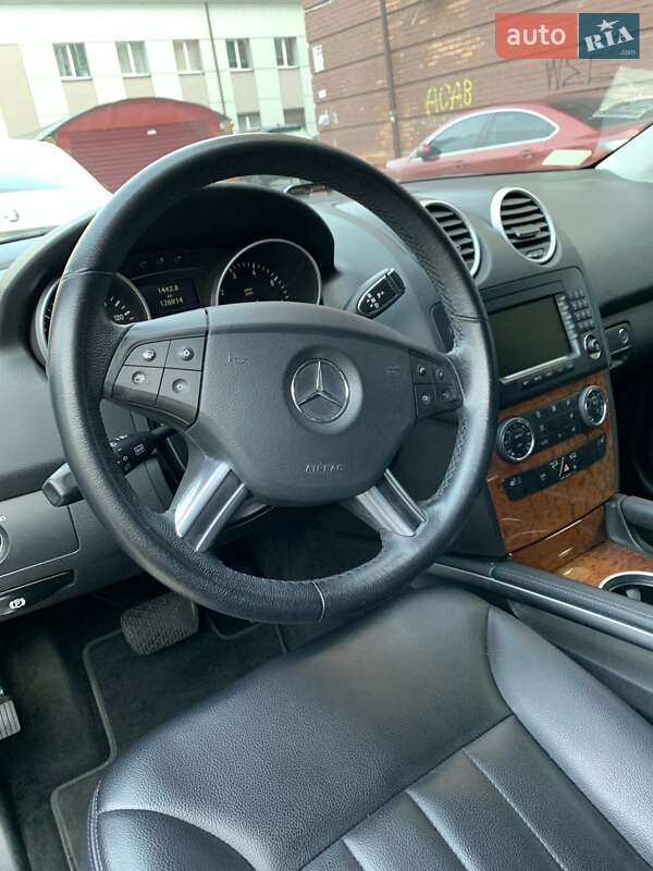 Внедорожник / Кроссовер Mercedes-Benz M-Class 2008 в Киеве
