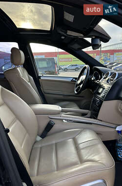 Внедорожник / Кроссовер Mercedes-Benz M-Class 2009 в 