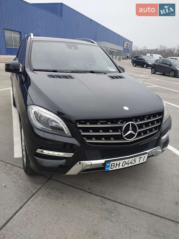 Mercedes-Benz M-Class 2014
