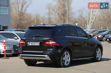 Внедорожник / Кроссовер Mercedes-Benz M-Class 2012 в Киеве