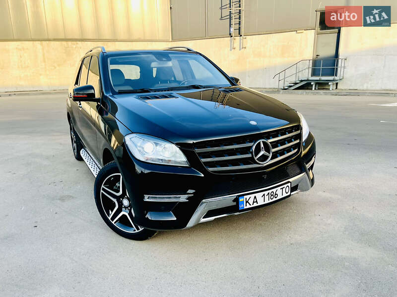 Внедорожник / Кроссовер Mercedes-Benz M-Class 2014 в Киеве