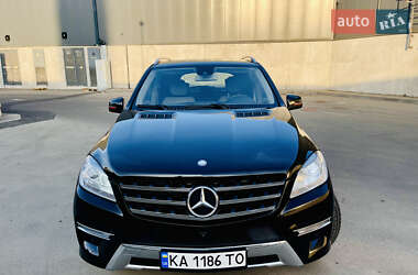 Внедорожник / Кроссовер Mercedes-Benz M-Class 2014 в 