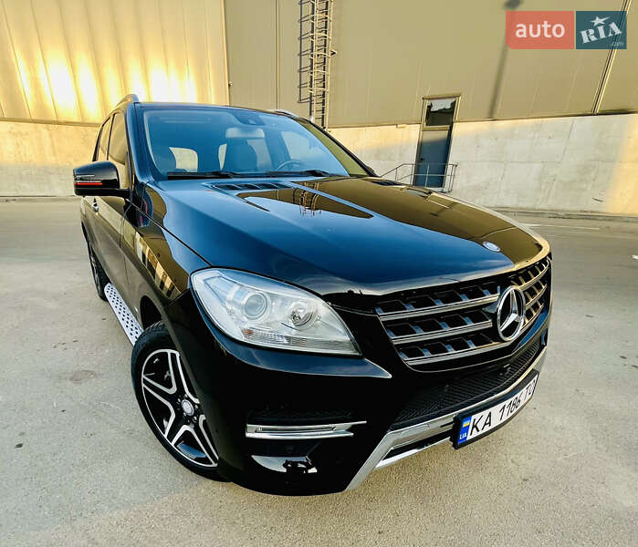Внедорожник / Кроссовер Mercedes-Benz M-Class 2014 в Киеве