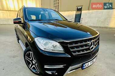 Внедорожник / Кроссовер Mercedes-Benz M-Class 2014 в 