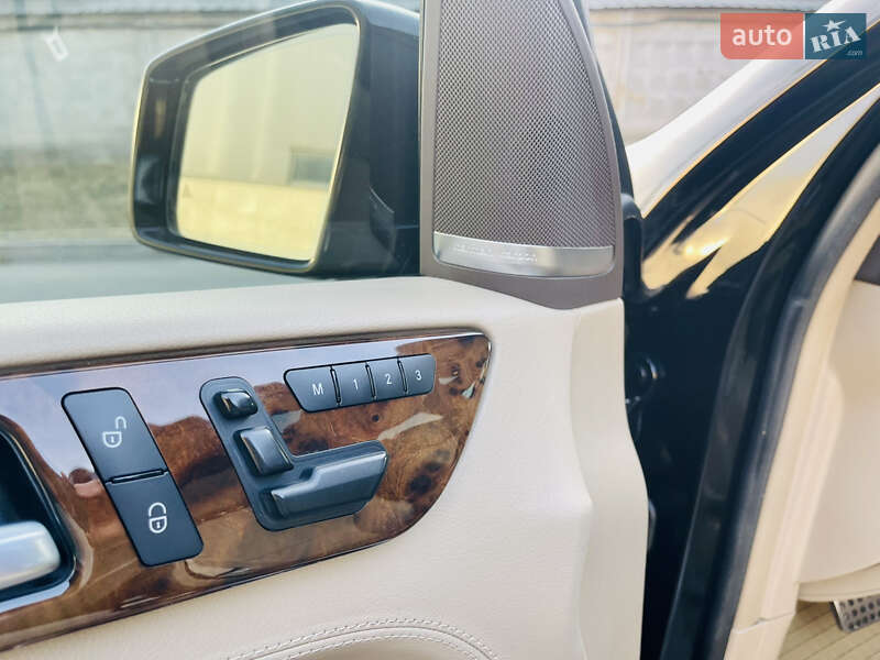 Внедорожник / Кроссовер Mercedes-Benz M-Class 2014 в Киеве