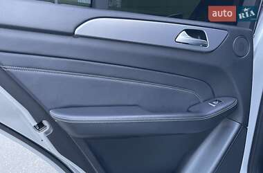 Внедорожник / Кроссовер Mercedes-Benz M-Class 2013 в 