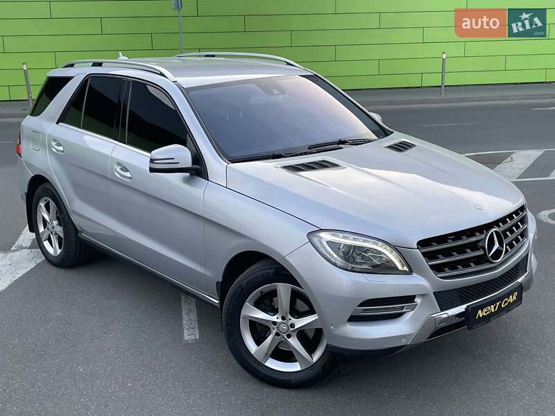Внедорожник / Кроссовер Mercedes-Benz M-Class 2013 в Киеве
