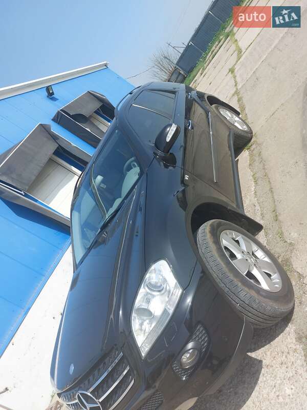 Позашляховик / Кросовер Mercedes-Benz M-Class 2006 в Кривому Розі