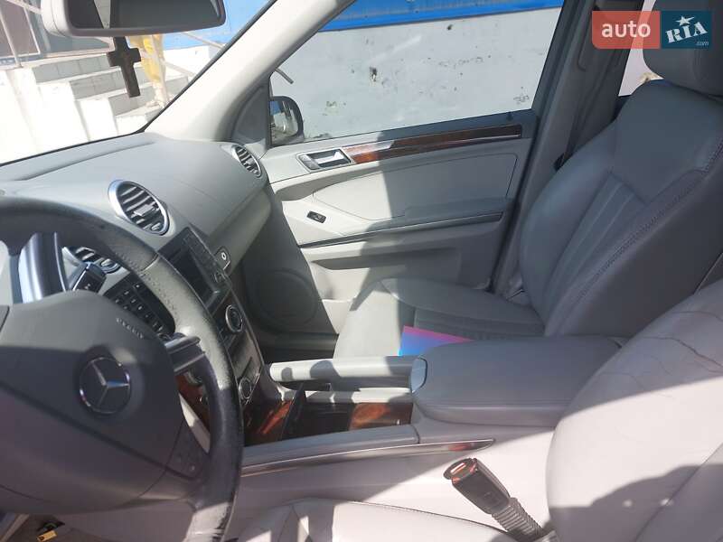 Позашляховик / Кросовер Mercedes-Benz M-Class 2006 в Кривому Розі