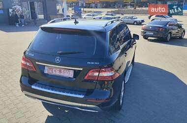 Внедорожник / Кроссовер Mercedes-Benz M-Class 2015 в 