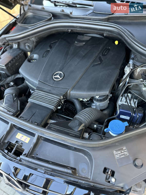 Внедорожник / Кроссовер Mercedes-Benz M-Class 2013 в Тернополе