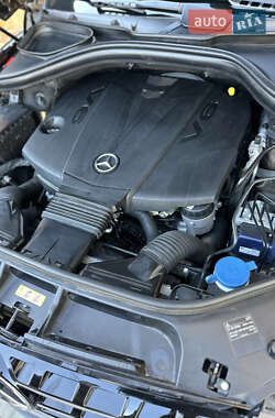 Внедорожник / Кроссовер Mercedes-Benz M-Class 2013 в 