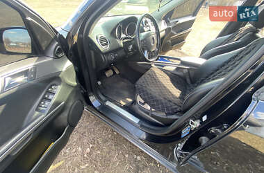 Позашляховик / Кросовер Mercedes-Benz M-Class 2006 в 