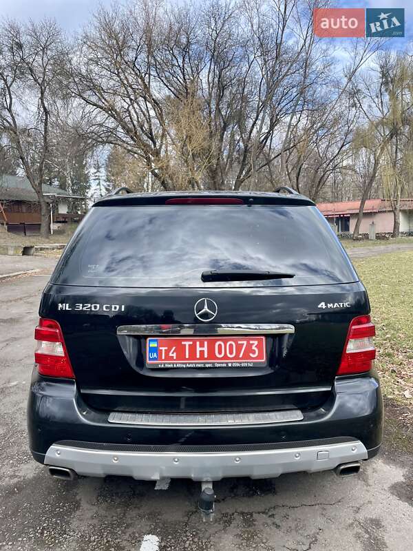 Позашляховик / Кросовер Mercedes-Benz M-Class 2006 в Рівному