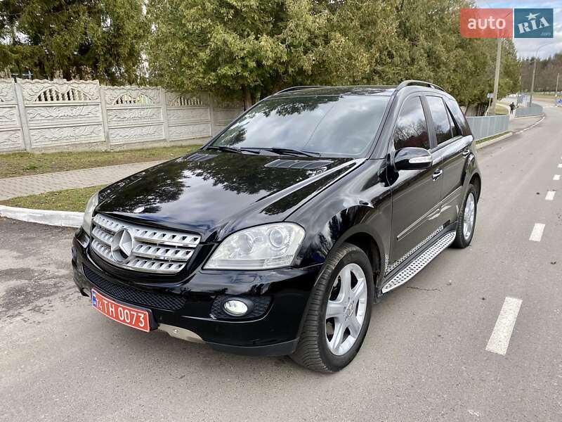 Позашляховик / Кросовер Mercedes-Benz M-Class 2006 в Рівному