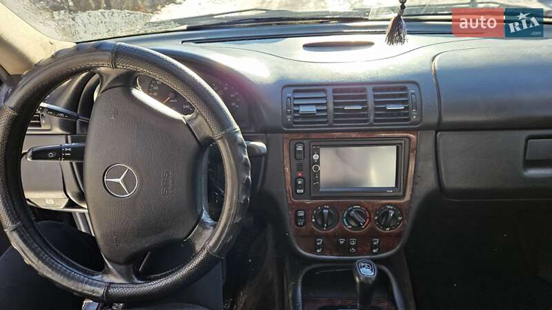 Внедорожник / Кроссовер Mercedes-Benz M-Class 2000 в Киеве
