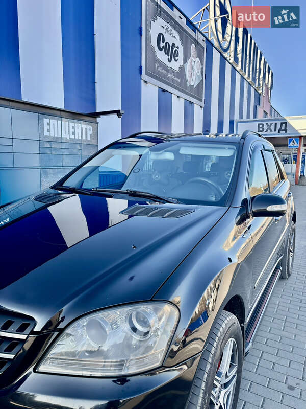 Внедорожник / Кроссовер Mercedes-Benz M-Class 2007 в Дрогобыче