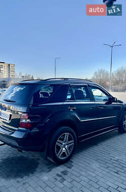 Внедорожник / Кроссовер Mercedes-Benz M-Class 2007 в 