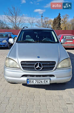 Внедорожник / Кроссовер Mercedes-Benz M-Class 1999 в 