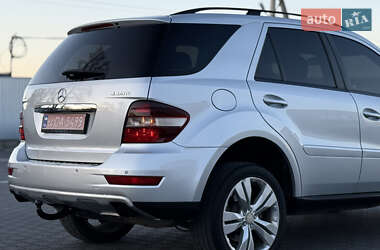 Внедорожник / Кроссовер Mercedes-Benz M-Class 2008 в 