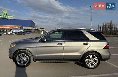 Внедорожник / Кроссовер Mercedes-Benz M-Class 2013 в 