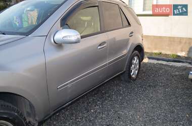 Внедорожник / Кроссовер Mercedes-Benz M-Class 2006 в 