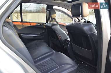Внедорожник / Кроссовер Mercedes-Benz M-Class 2006 в 