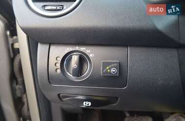 Внедорожник / Кроссовер Mercedes-Benz M-Class 2006 в 