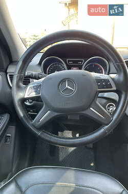 Внедорожник / Кроссовер Mercedes-Benz M-Class 2013 в 