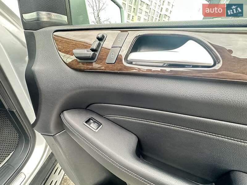 Позашляховик / Кросовер Mercedes-Benz M-Class 2014 в Івано-Франківську