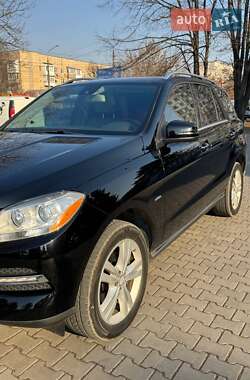 Внедорожник / Кроссовер Mercedes-Benz M-Class 2011 в 