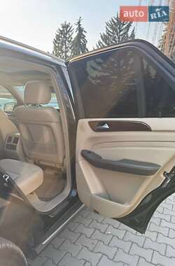Внедорожник / Кроссовер Mercedes-Benz M-Class 2011 в 