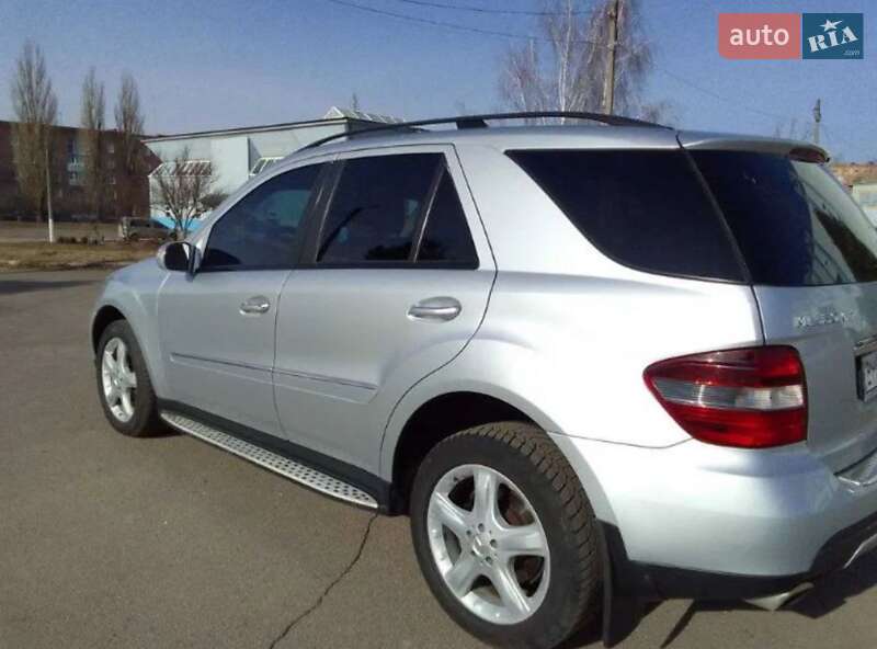 Внедорожник / Кроссовер Mercedes-Benz M-Class 2007 в 