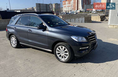 Внедорожник / Кроссовер Mercedes-Benz M-Class 2012 в 