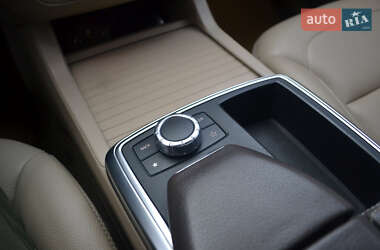Внедорожник / Кроссовер Mercedes-Benz M-Class 2012 в 
