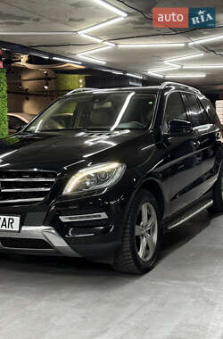 Внедорожник / Кроссовер Mercedes-Benz M-Class 2013 в 