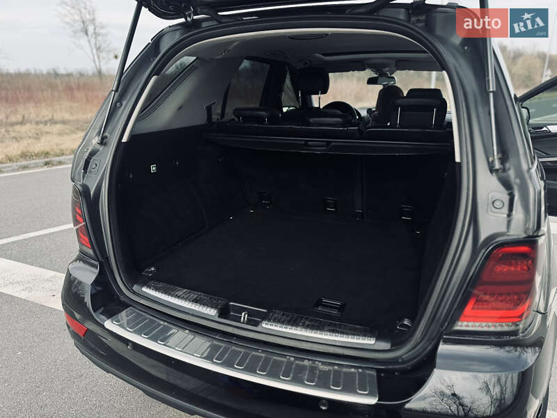 Внедорожник / Кроссовер Mercedes-Benz M-Class 2009 в Хмельницком