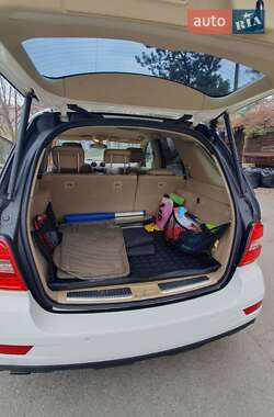 Внедорожник / Кроссовер Mercedes-Benz M-Class 2010 в 