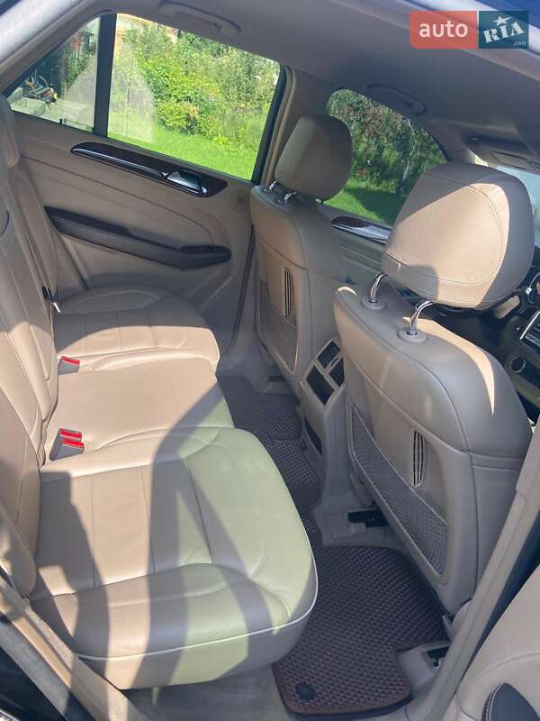 Внедорожник / Кроссовер Mercedes-Benz M-Class 2012 в Ивано-Франковске фото 8 Внедорожник / Кроссовер Mercedes-Benz M-Class 2012 в Ивано-Франковске