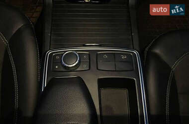 Позашляховик / Кросовер Mercedes-Benz M-Class 2013 в 