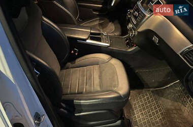 Позашляховик / Кросовер Mercedes-Benz M-Class 2013 в 